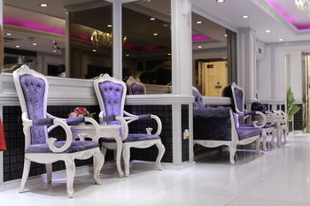 White Fort Hotel