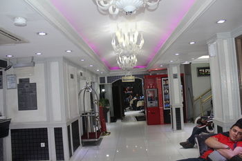 White Fort Hotel