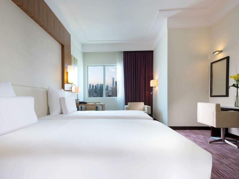 Pullman Dubai Jumeirah Lakes Towers - Hotel And Residence