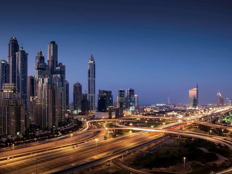 Pullman Dubai Jumeirah Lakes Towers - Hotel And Residence