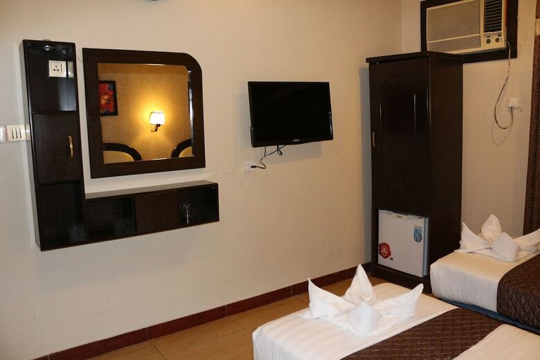 Grand Sina Hotel