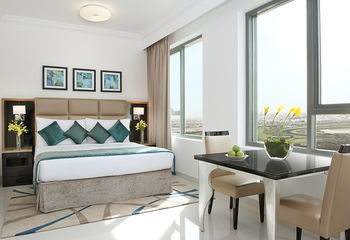 Hotel Naia Breeze