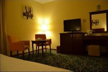Richmond Green Hotel