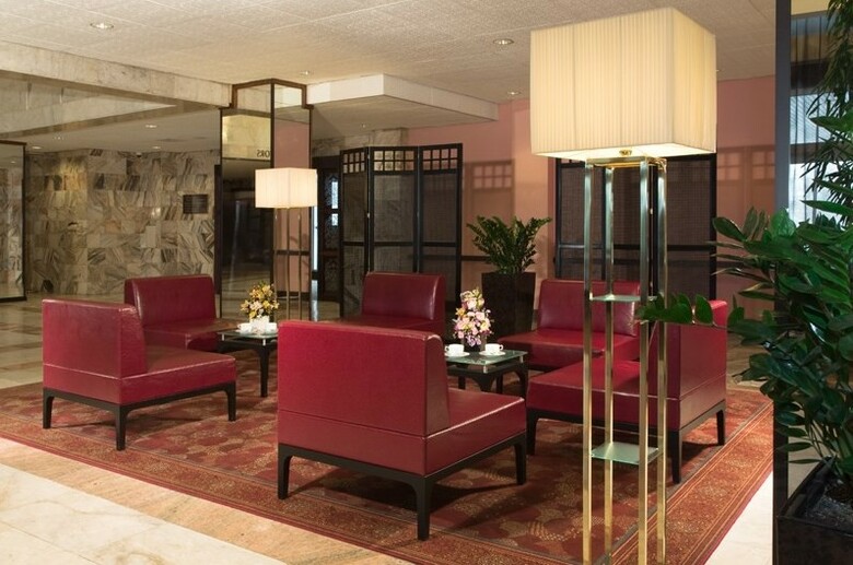 Hotel Aerostar