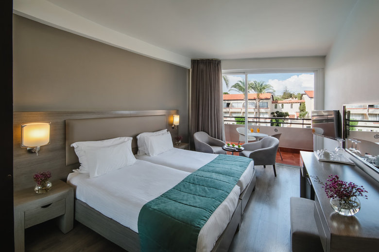 Hotel Napa Plaza