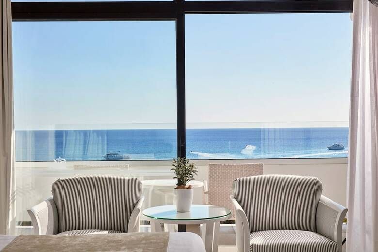 Hotel Grecian Bay