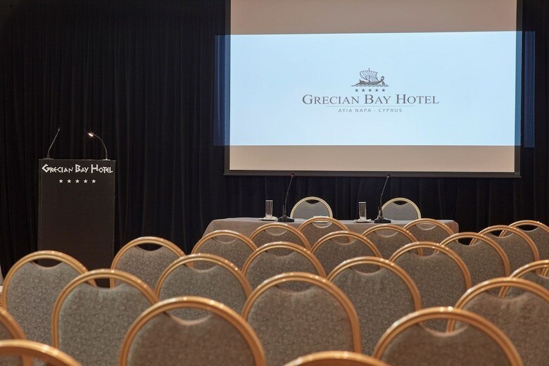 Hotel Grecian Bay