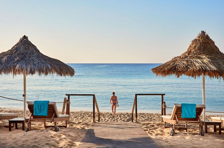 Hotel Grecian Bay