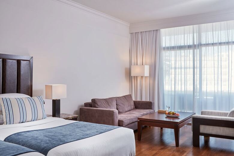 Hotel Grecian Bay