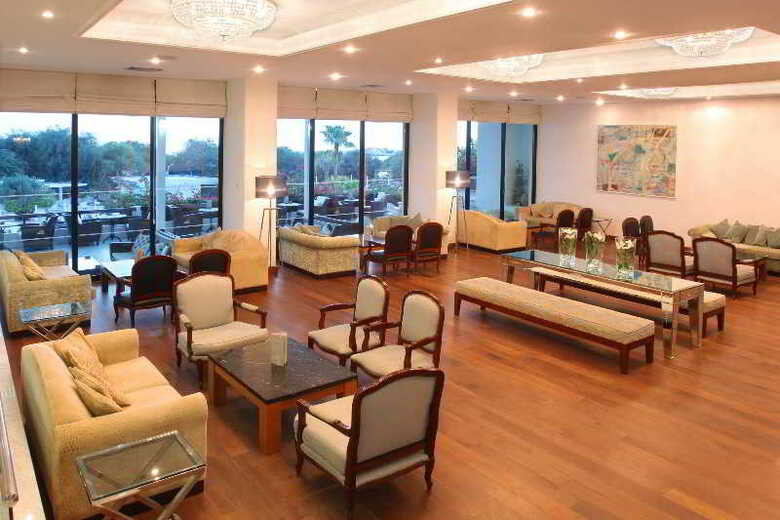 Hotel Grecian Bay