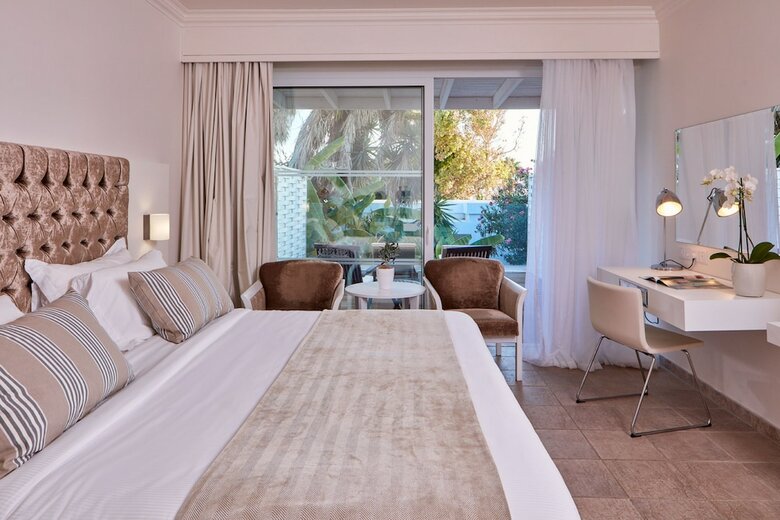 Hotel Grecian Bay
