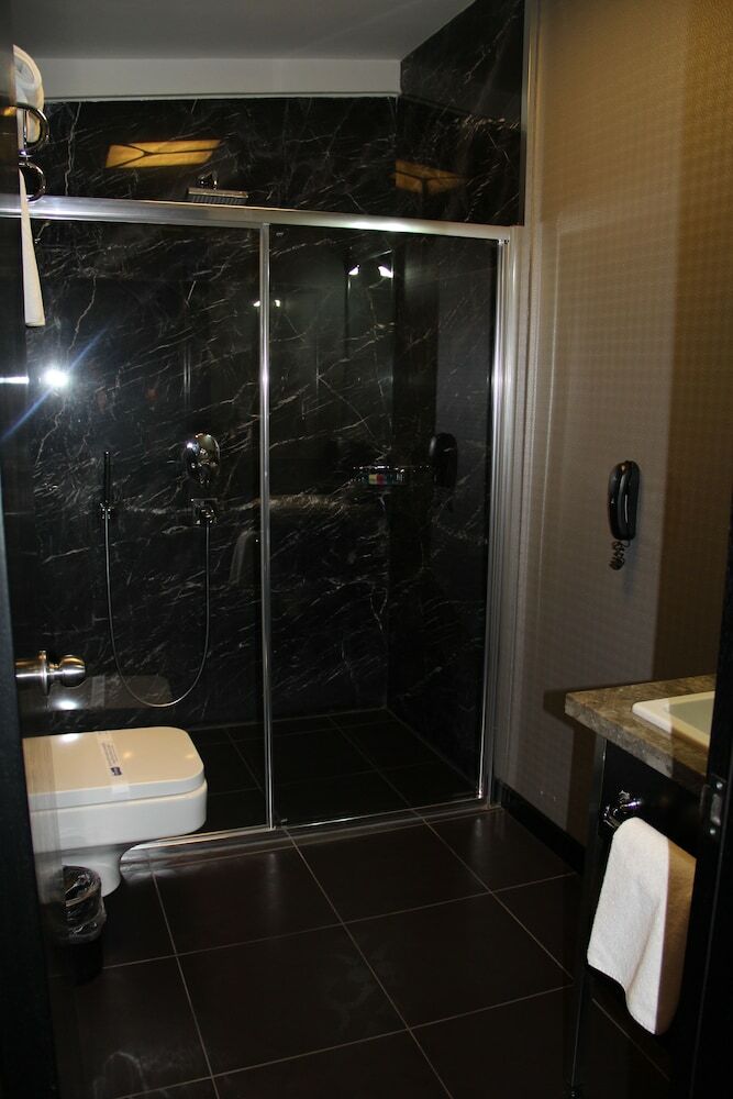 Maltepe 2000 Hotel
