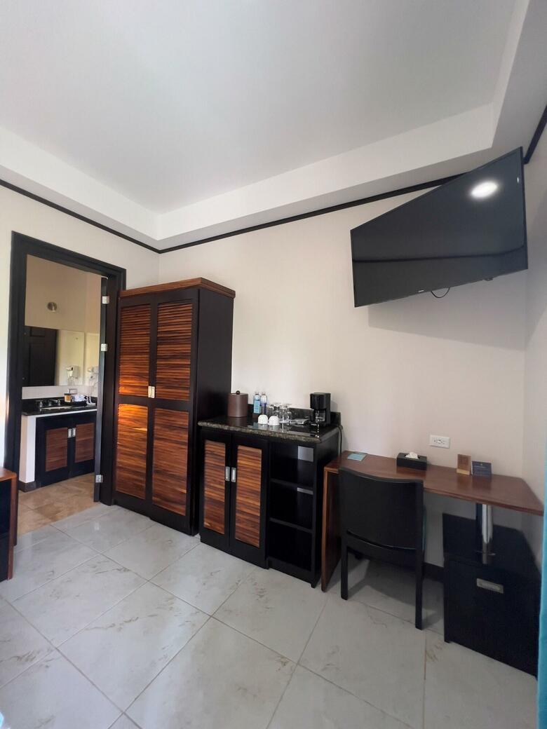 Hotel Arenal Manoa