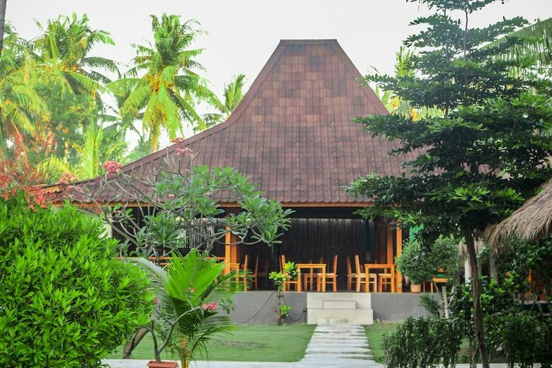 Salili Bungalow