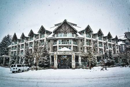 Hotel Summit Lodge & Spa