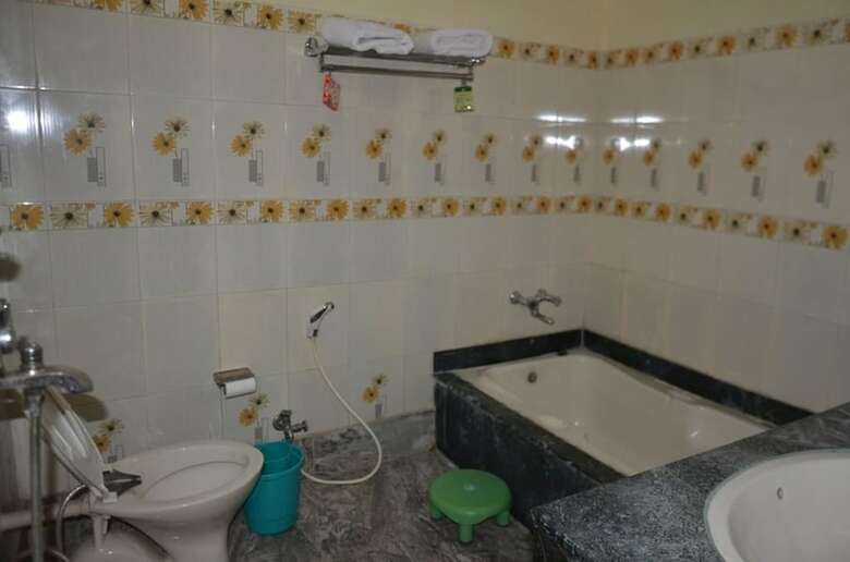 Hostal Rainbow Guest House