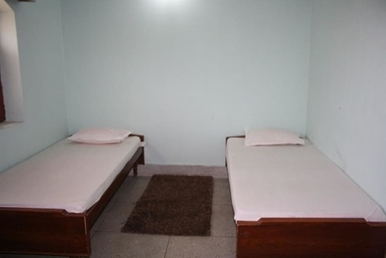 Hostal Rainbow Guest House