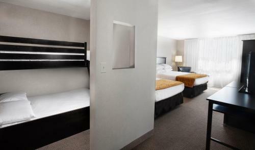 Hotel Skyline Inn