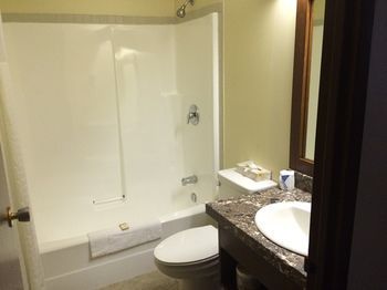 Hotel Coastal Inn Champlain