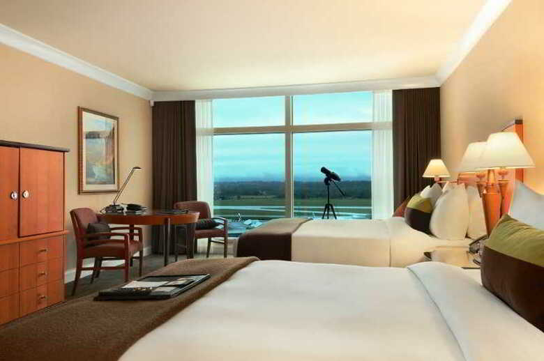 Hotel The Fairmont Vancouver Airport