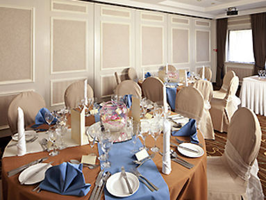 Hotel Mercure Livingston