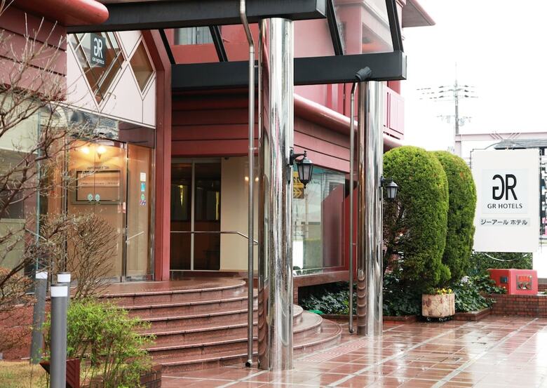 Gr Hotel Esaka