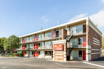Hotel Econolodge Dallas Airport North