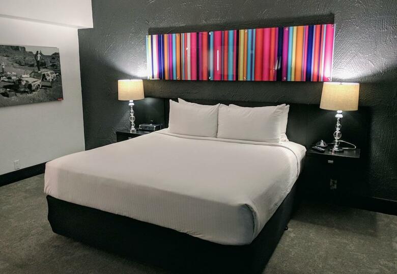The Clarendon Hotel - Phoenix's Urban Retreat
