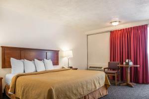 Hotel Quality Inn University Center