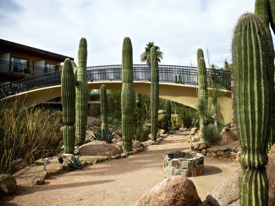 Hotel Carefree Resort & Conference Center