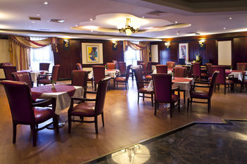 Hotel Landmark Plaza