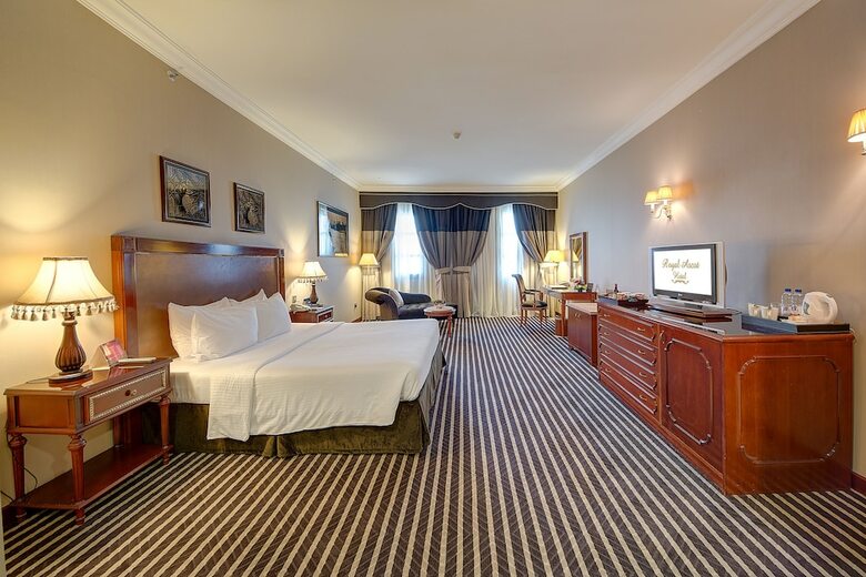 Royal Ascot Hotel