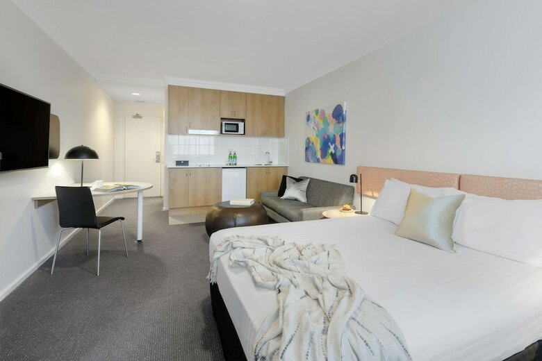Hotel Mantra On Murray