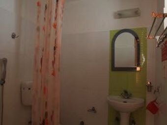 Posada Hotel Nezer Holiday Inn