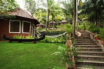 Hotel Manaltheeram Ayurveda Beach Village