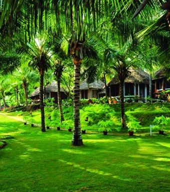 Hotel Manaltheeram Ayurveda Beach Village