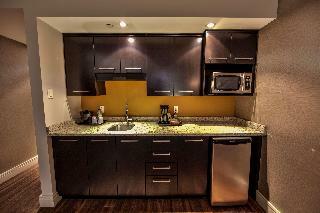 Hotel Holiday Inn Montreal Airport