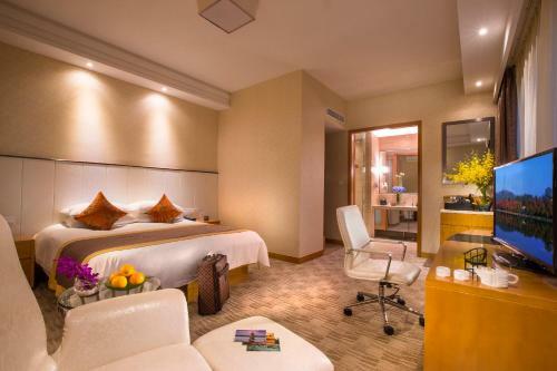 Huachen International Hotel