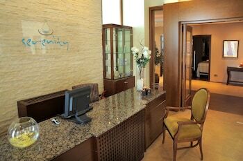 Hotel Alexander The Great Beach