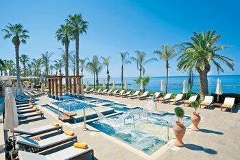 Hotel Alexander The Great Beach