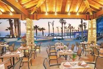 Hotel Alexander The Great Beach