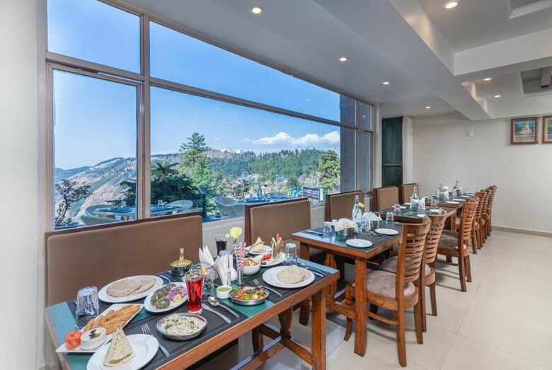 Hotel Summit Naldehra Grand Resort & Spa