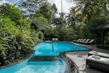 Hotel Ananda Cottages