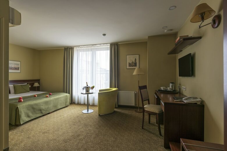 Hotel Congress