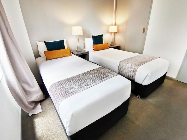Hotel Quest On Eden