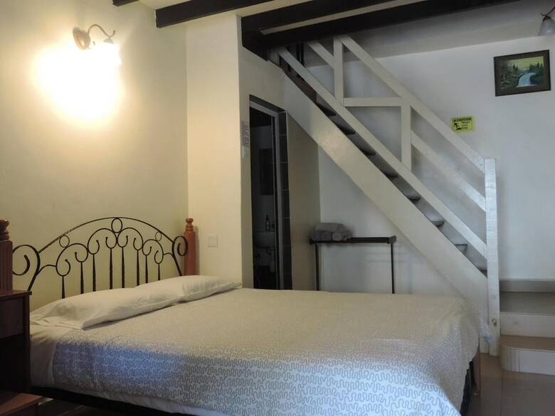 Hostal Cameronian Inn