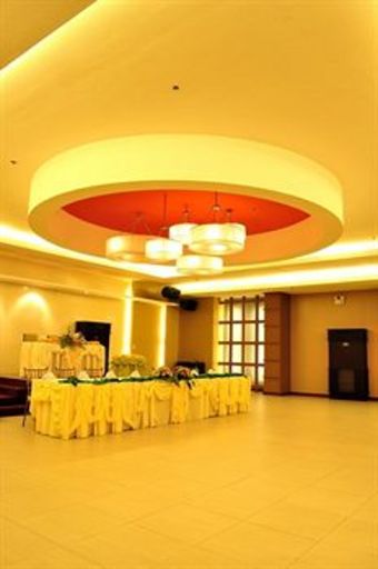 East View Hotel