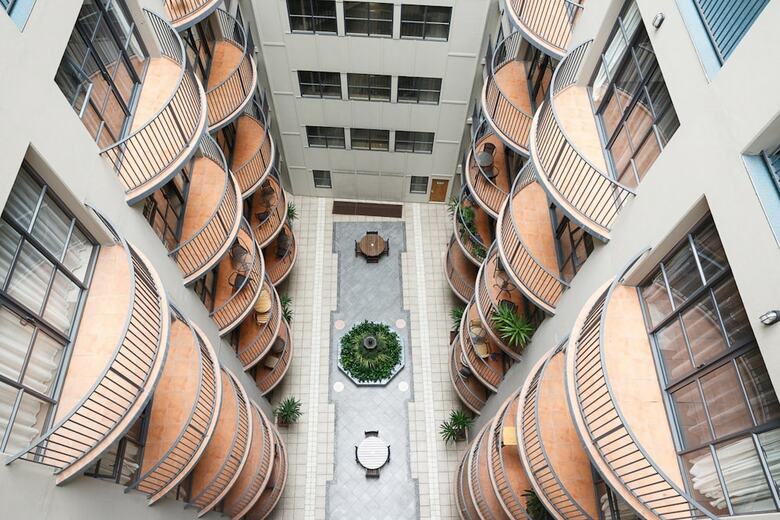 Hotel Quest Atrium