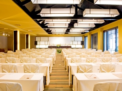 Hotel Banthai Beach Resort And Spa