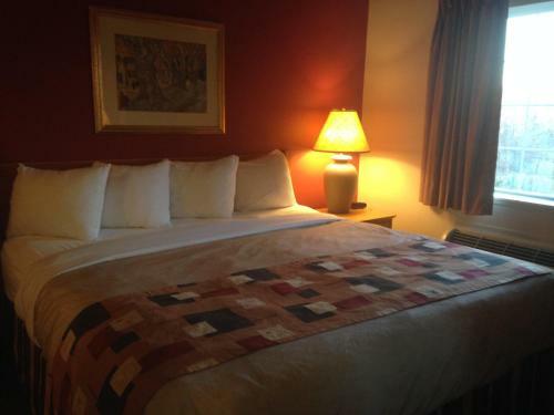 Hotel Cresthill Suites Albany